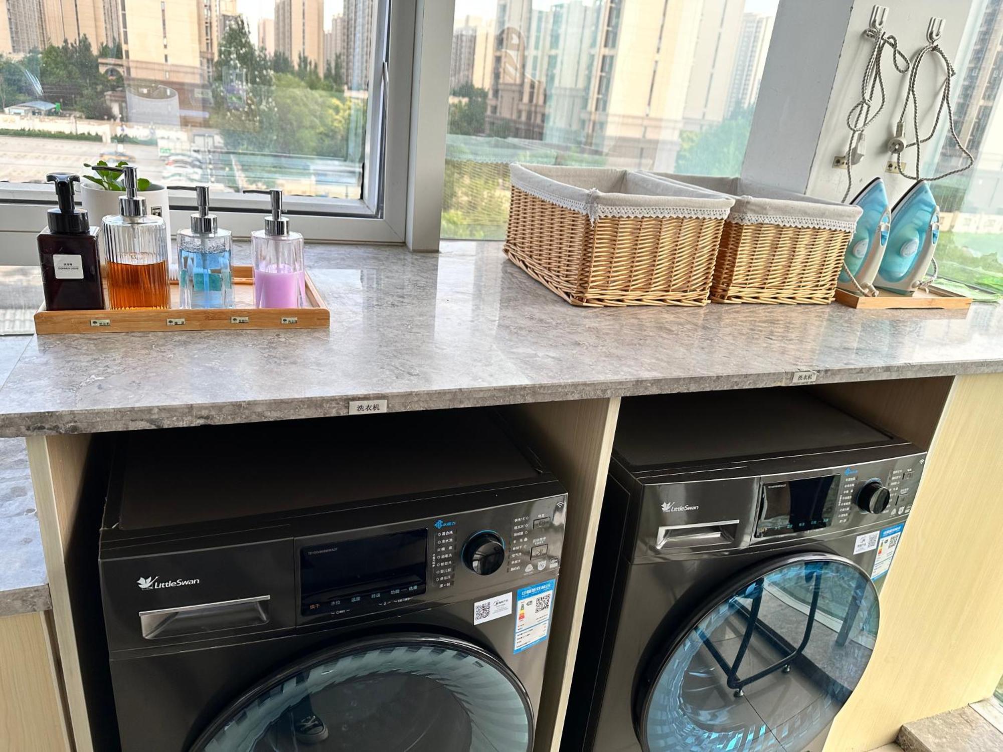 Jingli Hotel Beijing Heshenghui Dajiaoting Subway Station Branch מראה חיצוני תמונה